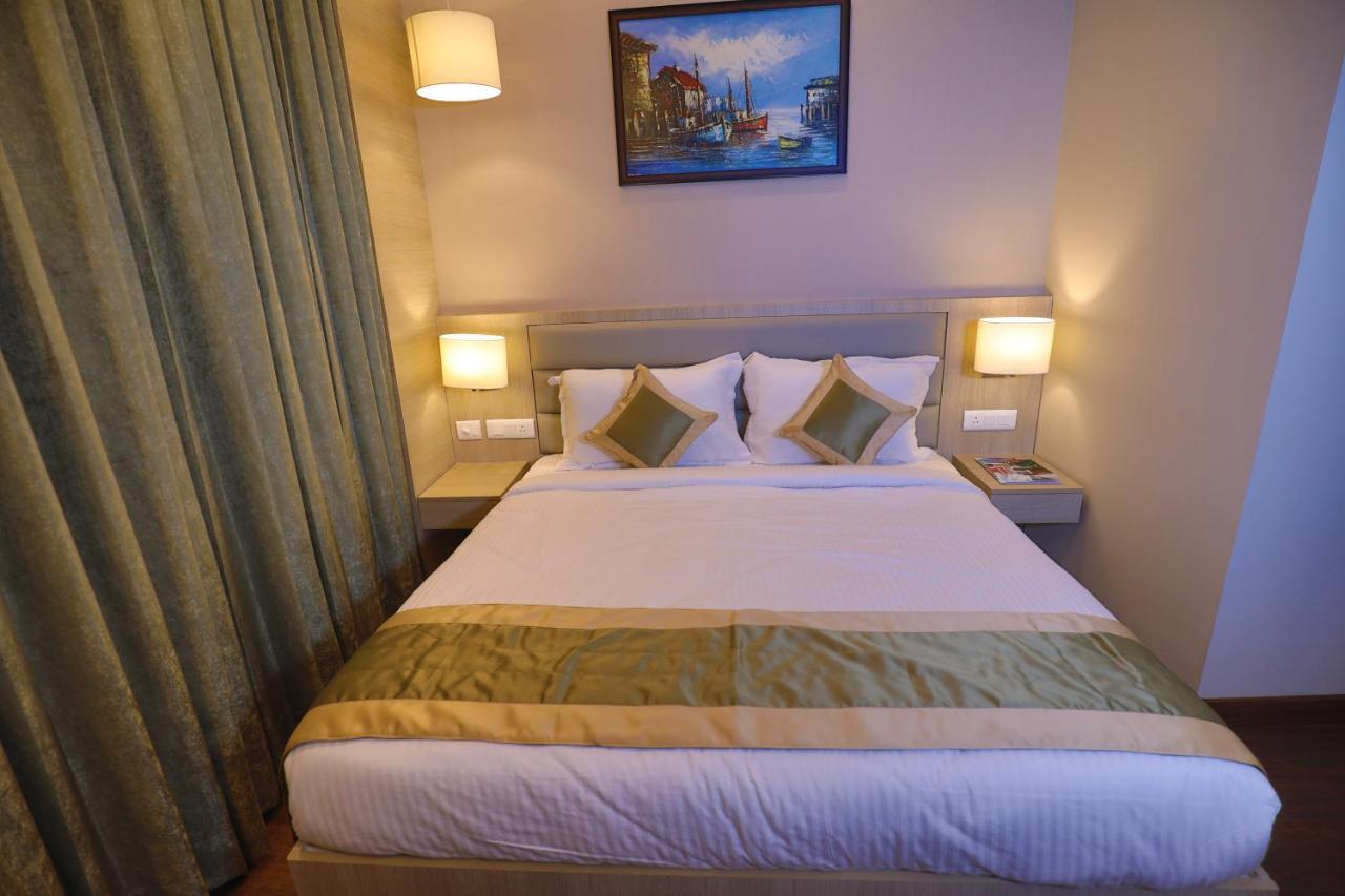 Hotel Goa Country Club Gurgaon Esterno foto