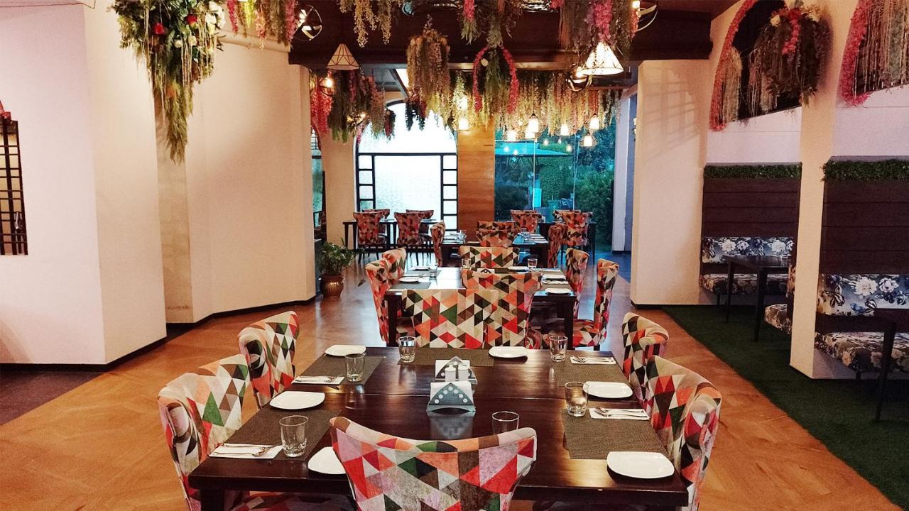 Hotel Goa Country Club Gurgaon Esterno foto