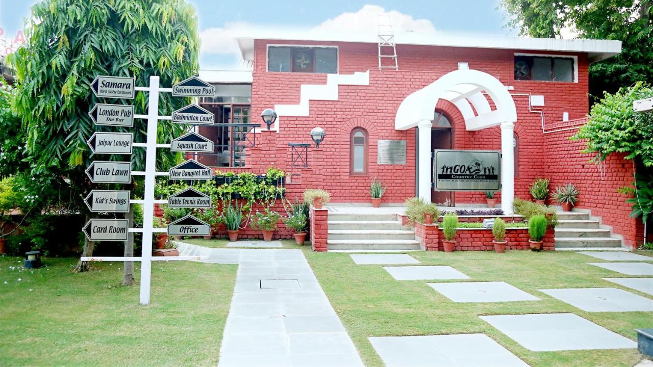 Hotel Goa Country Club Gurgaon Esterno foto