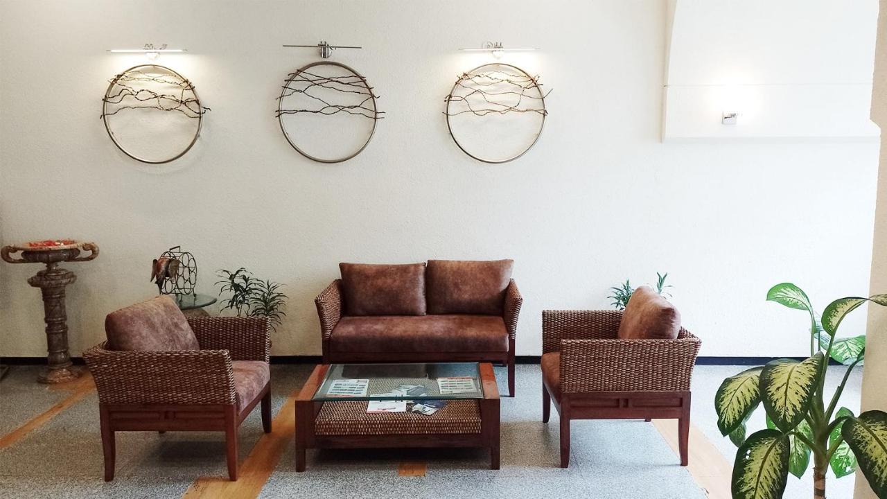 Hotel Goa Country Club Gurgaon Esterno foto